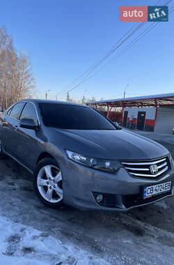 Седан Honda Accord 2010 в Чернигове