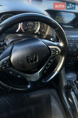 Седан Honda Accord 2010 в Чернигове