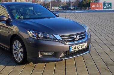 Седан Honda Accord 2014 в Черкассах