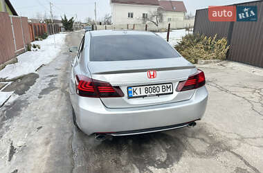 Седан Honda Accord 2014 в Києві