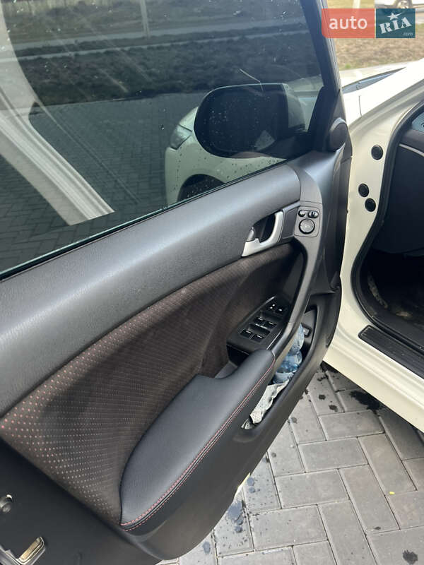 Седан Honda Accord 2011 в Кропивницькому