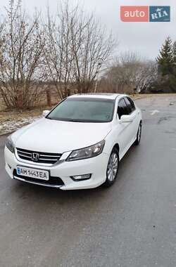 Седан Honda Accord 2013 в Бердичеве