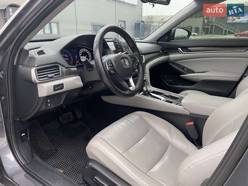 Седан Honda Accord 2018 в Києві
