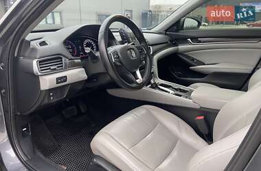 Седан Honda Accord 2018 в 