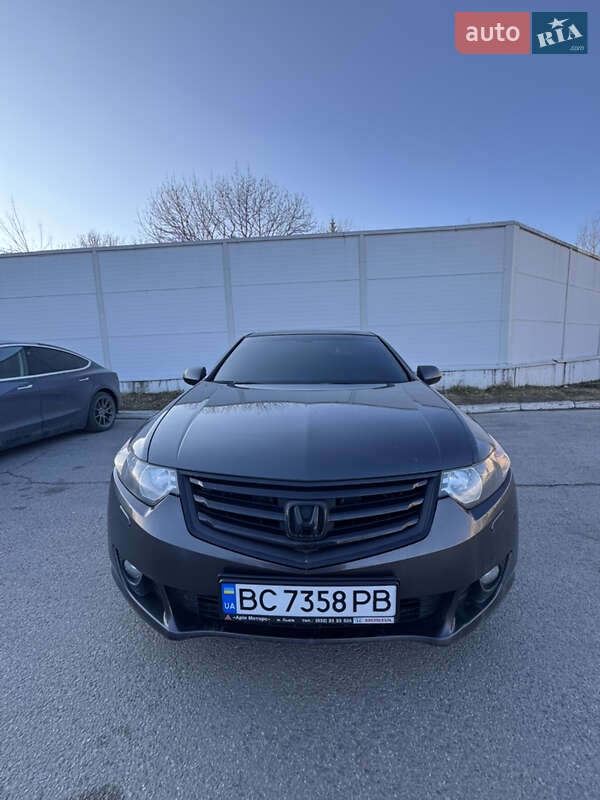 Седан Honda Accord 2009 в Львове