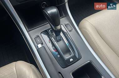 Седан Honda Accord 2015 в 