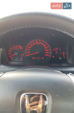 Седан Honda Accord 2003 в 