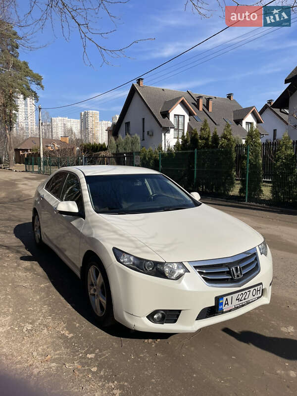 Honda Accord 2011