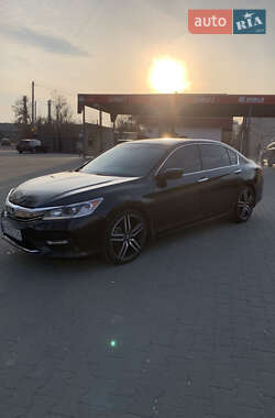 Седан Honda Accord 2016 в 