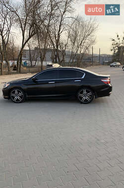 Седан Honda Accord 2016 в 