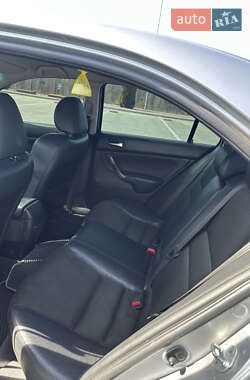 Седан Honda Accord 2006 в 