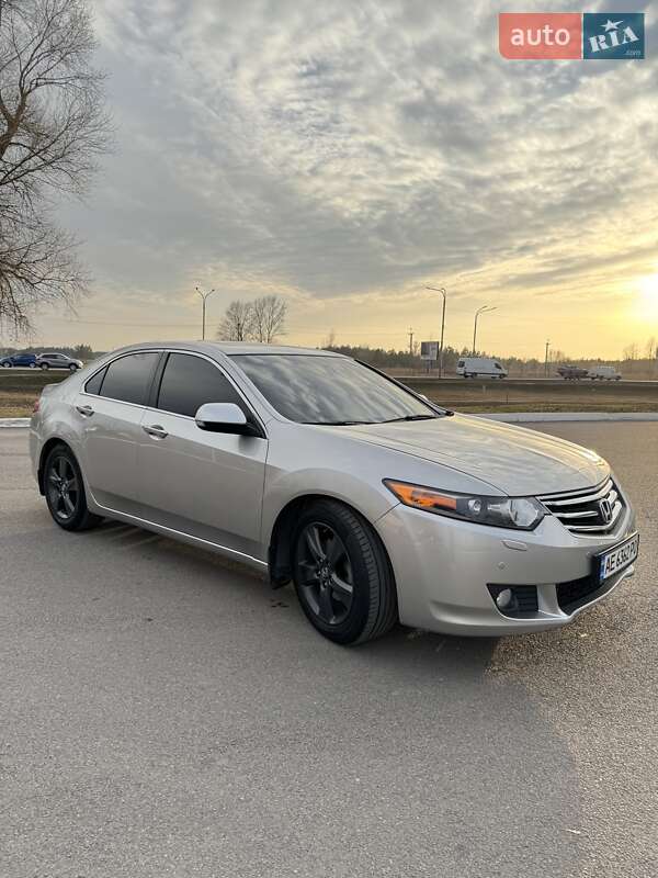 Honda Accord 2011
