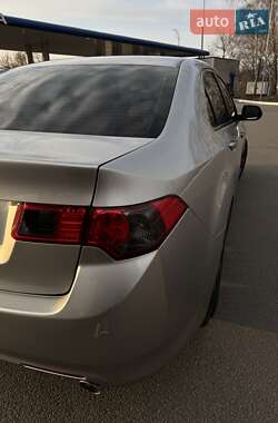 Седан Honda Accord 2011 в 
