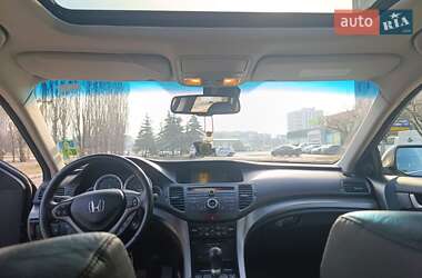 Универсал Honda Accord 2011 в 