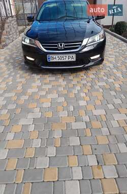Седан Honda Accord 2015 в Одессе