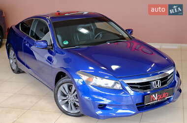Купе Honda Accord 2012 в 