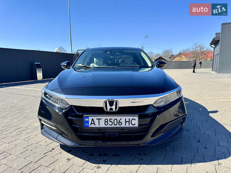 Седан Honda Accord 2018 в Івано-Франківську