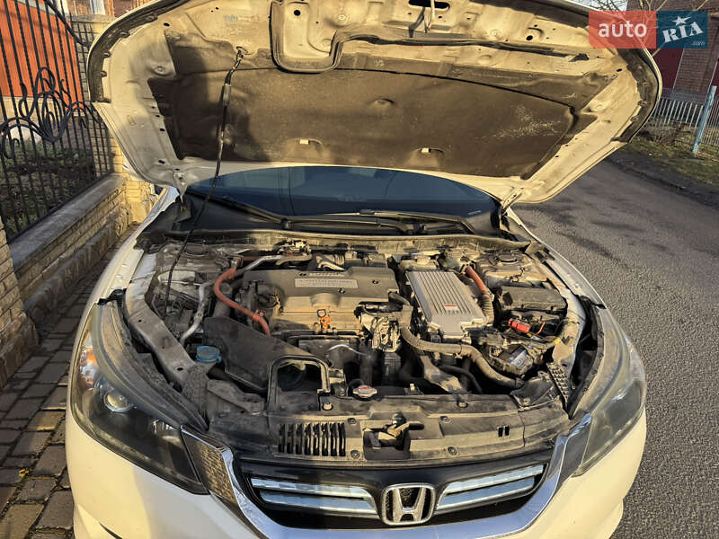 Седан Honda Accord 2014 в Хмельницькому