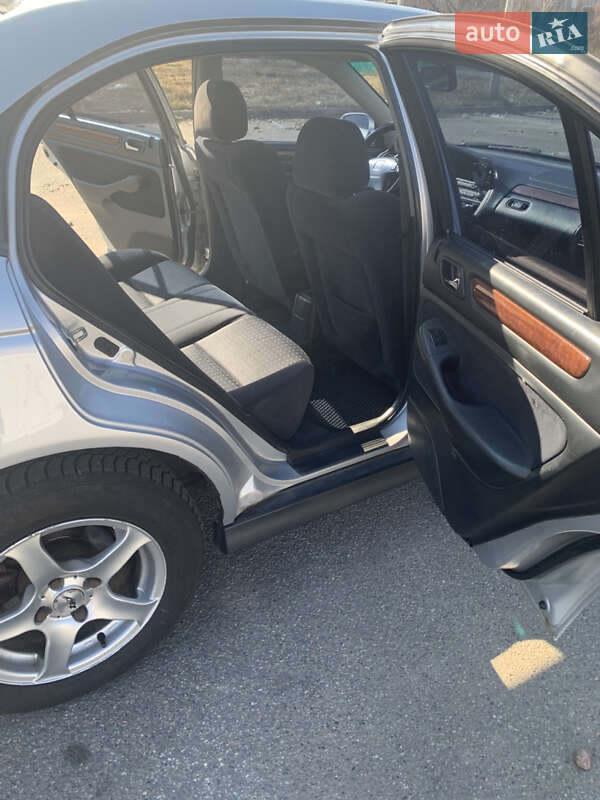 Лифтбек Honda Accord 2002 в Чернигове