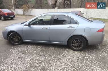 Седан Honda Accord 2004 в 