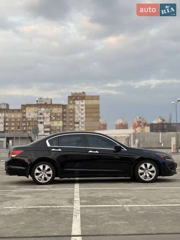Седан Honda Accord 2008 в Киеве
