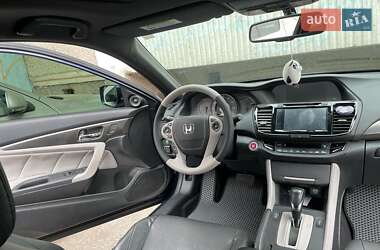 Купе Honda Accord 2015 в 