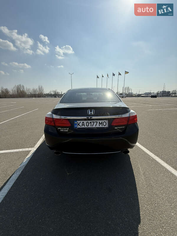 Седан Honda Accord 2014 в Києві