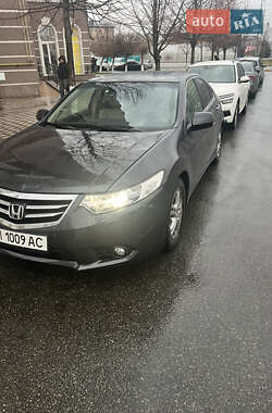 Седан Honda Accord 2012 в 