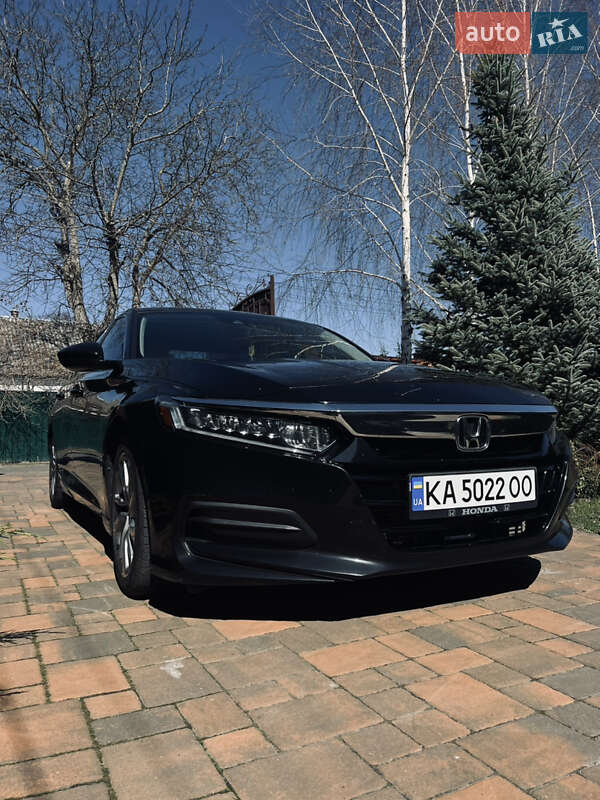 Седан Honda Accord 2017 в 