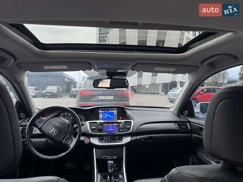 Седан Honda Accord 2014 в Києві
