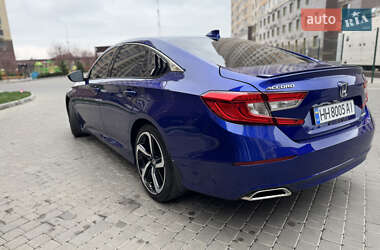 Седан Honda Accord 2017 в 