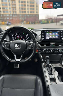 Седан Honda Accord 2017 в 