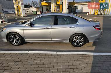 Седан Honda Accord 2017 в Киеве