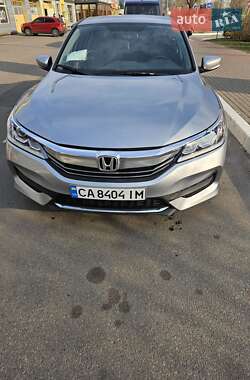 Седан Honda Accord 2017 в Киеве