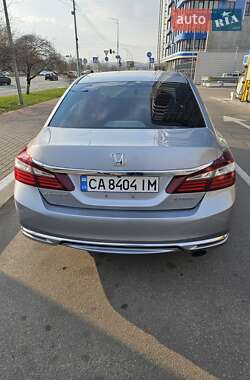 Седан Honda Accord 2017 в Киеве