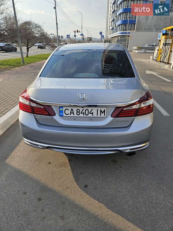 Седан Honda Accord 2017 в Києві