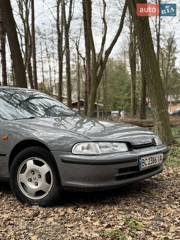 Седан Honda Accord 1994 в Львове