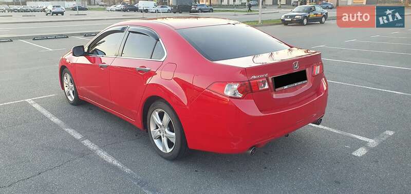 Седан Honda Accord 2008 в Киеве