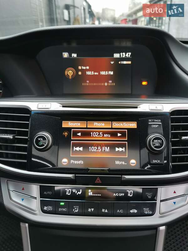 Купе Honda Accord 2013 в Киеве фото 16 Купе Honda Accord 2013 в Киеве