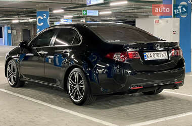 Седан Honda Accord 2009 в 