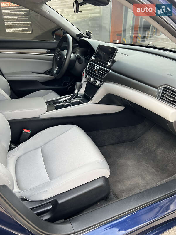 Седан Honda Accord 2018 в Харкові