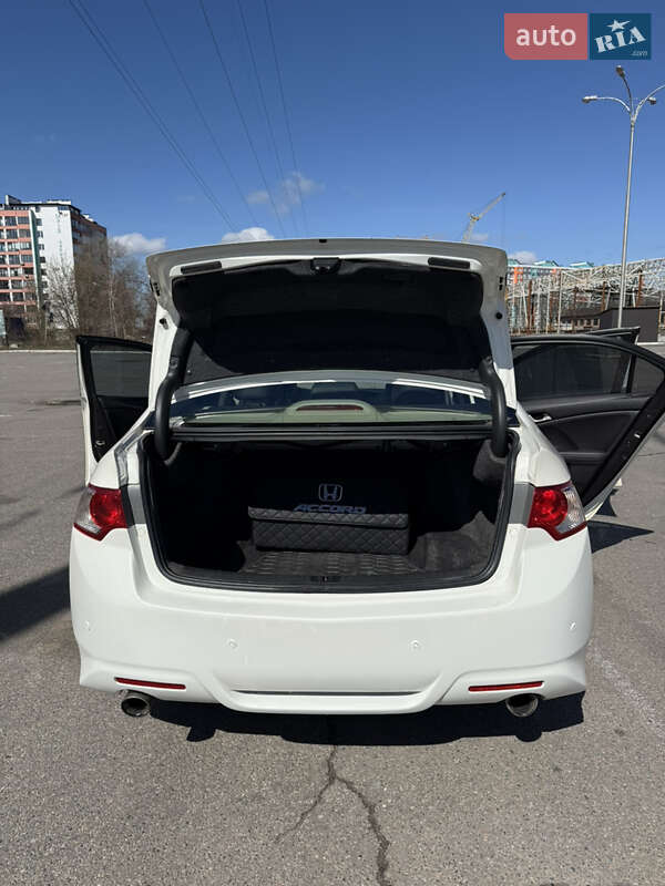 Седан Honda Accord 2008 в Чернігові