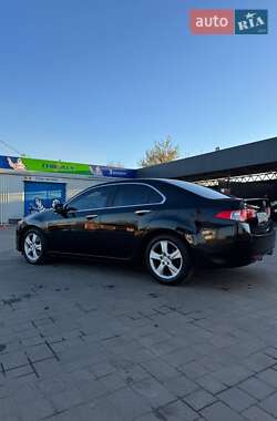 Седан Honda Accord 2010 в 