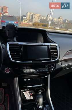 Седан Honda Accord 2017 в 