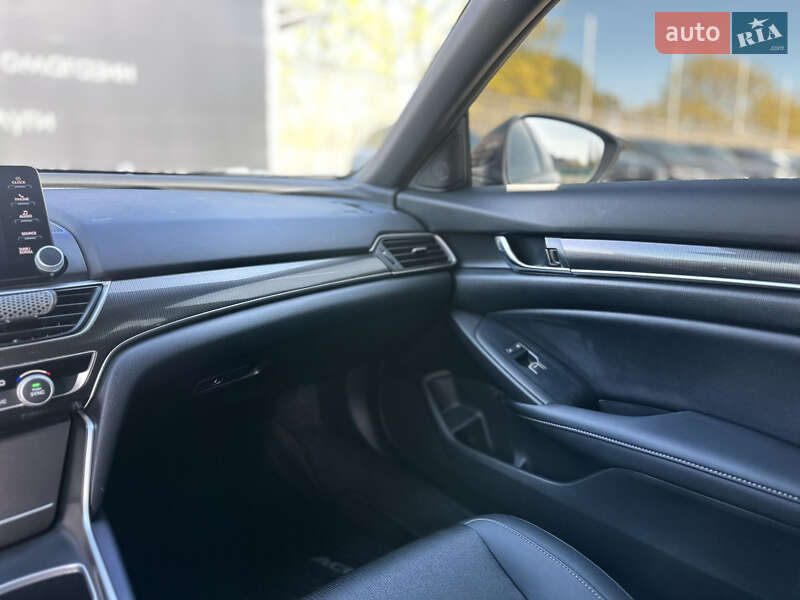 Седан Honda Accord 2022 в Харькове