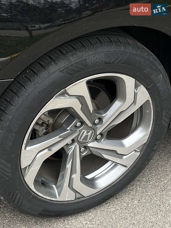 Седан Honda Accord 2018 в Софіївській Борщагівці