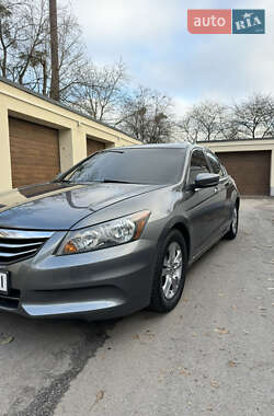 Седан Honda Accord 2012 в 