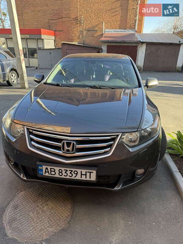 Седан Honda Accord 2008 в Виннице
