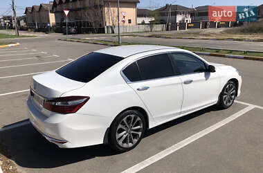 Седан Honda Accord 2017 в 