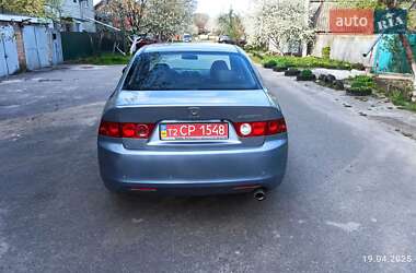 Седан Honda Accord 2005 в 